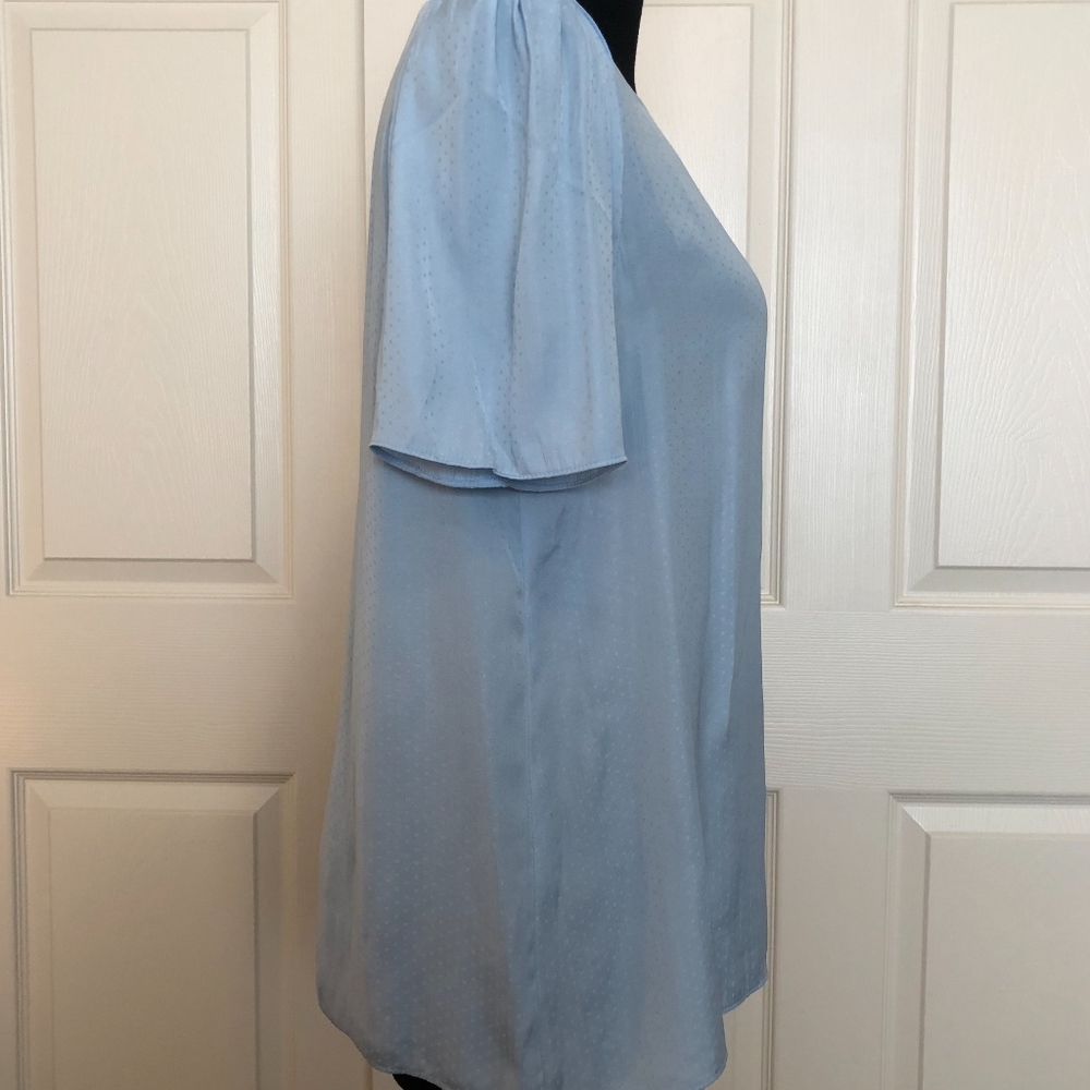 H&M Blue Top - Picture 2 of 3
